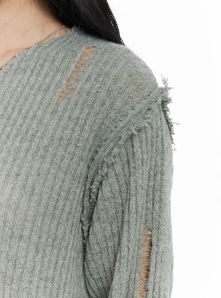 distressed-oversized-v-neck-sweater-cj515