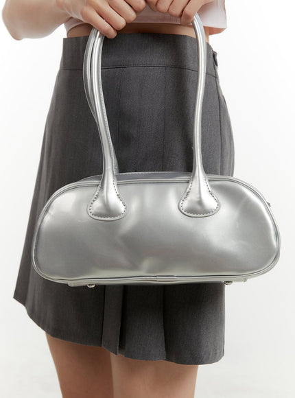 round-boston-metallic-shoulder-bag-oy409