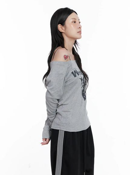 graphic-off-shoulder-long-sleeve-shirt-cs529