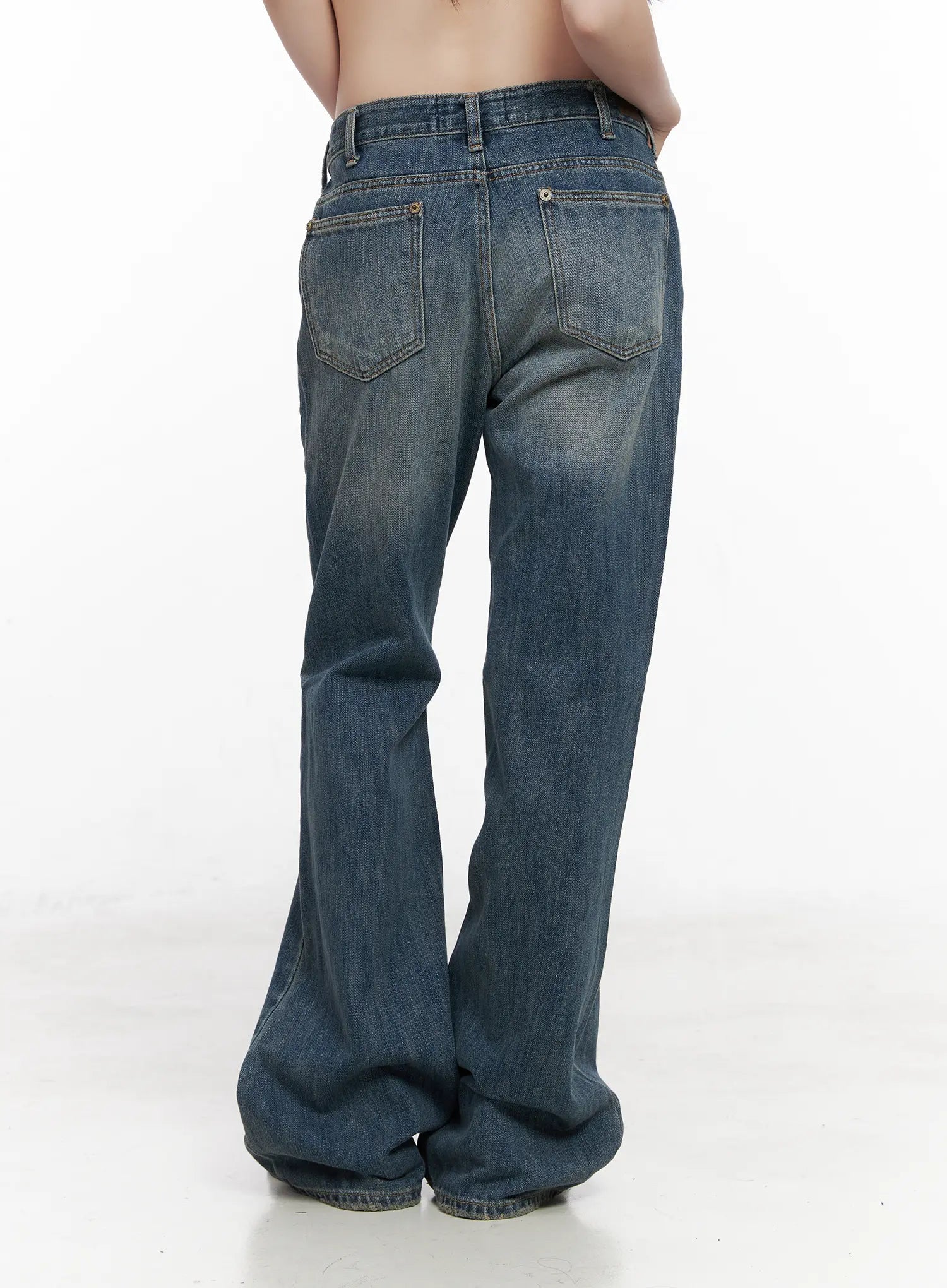 kendra-flared-jeans-cn510