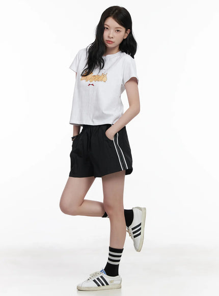 casual-graphic-tee-ca510