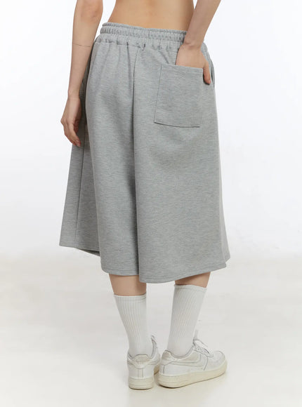 gothic-lettering-oversized-shorts-ca506