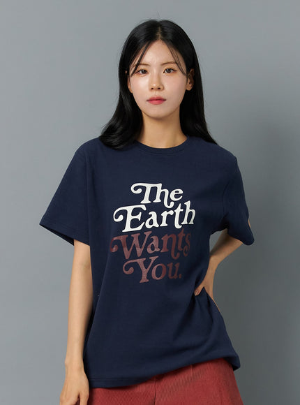 lettering-round-neck-tee-on320 / Dark blue