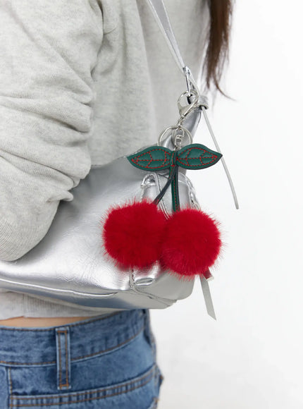 fluffy-cherry-charm-cm519 / Red