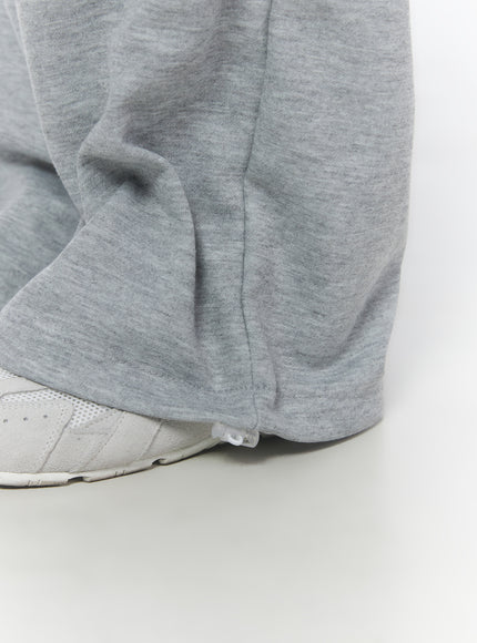 layered-skirt-sweatpants-iu516