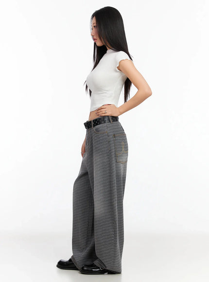 wavy-ribbed-cropped-t-shirt-ca513