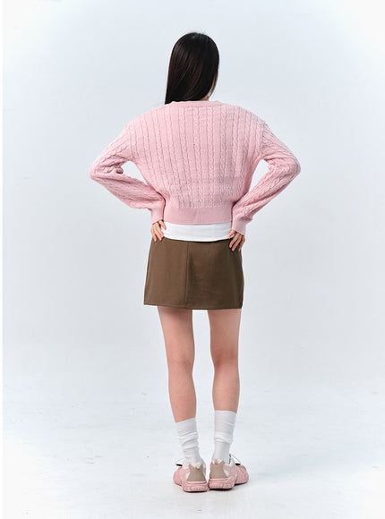 cable-knit-v-neck-sweater-oo316