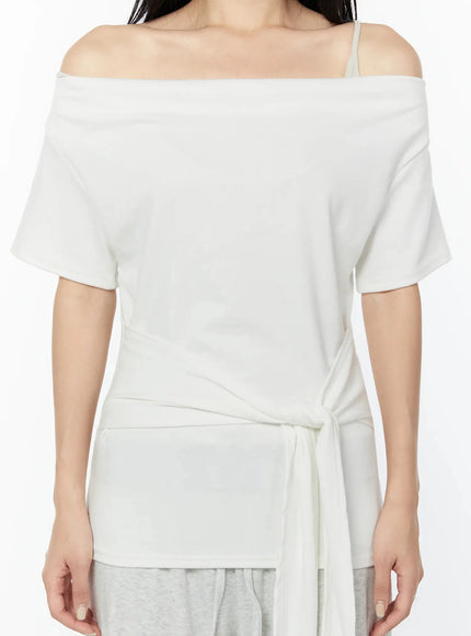 draped-off-shoulder-wrap-top-iu522