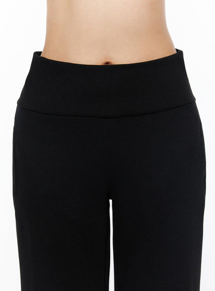 slim-fit-flared-yoga-pants-iu516