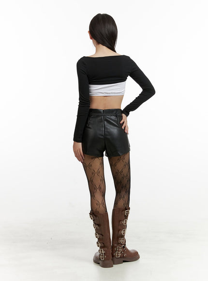 faux-leather-layered-shorts-ou404