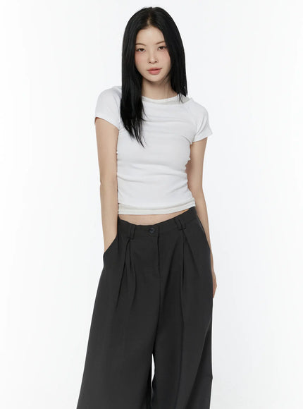 layered-shirred-short-sleeve-tee-iu503
