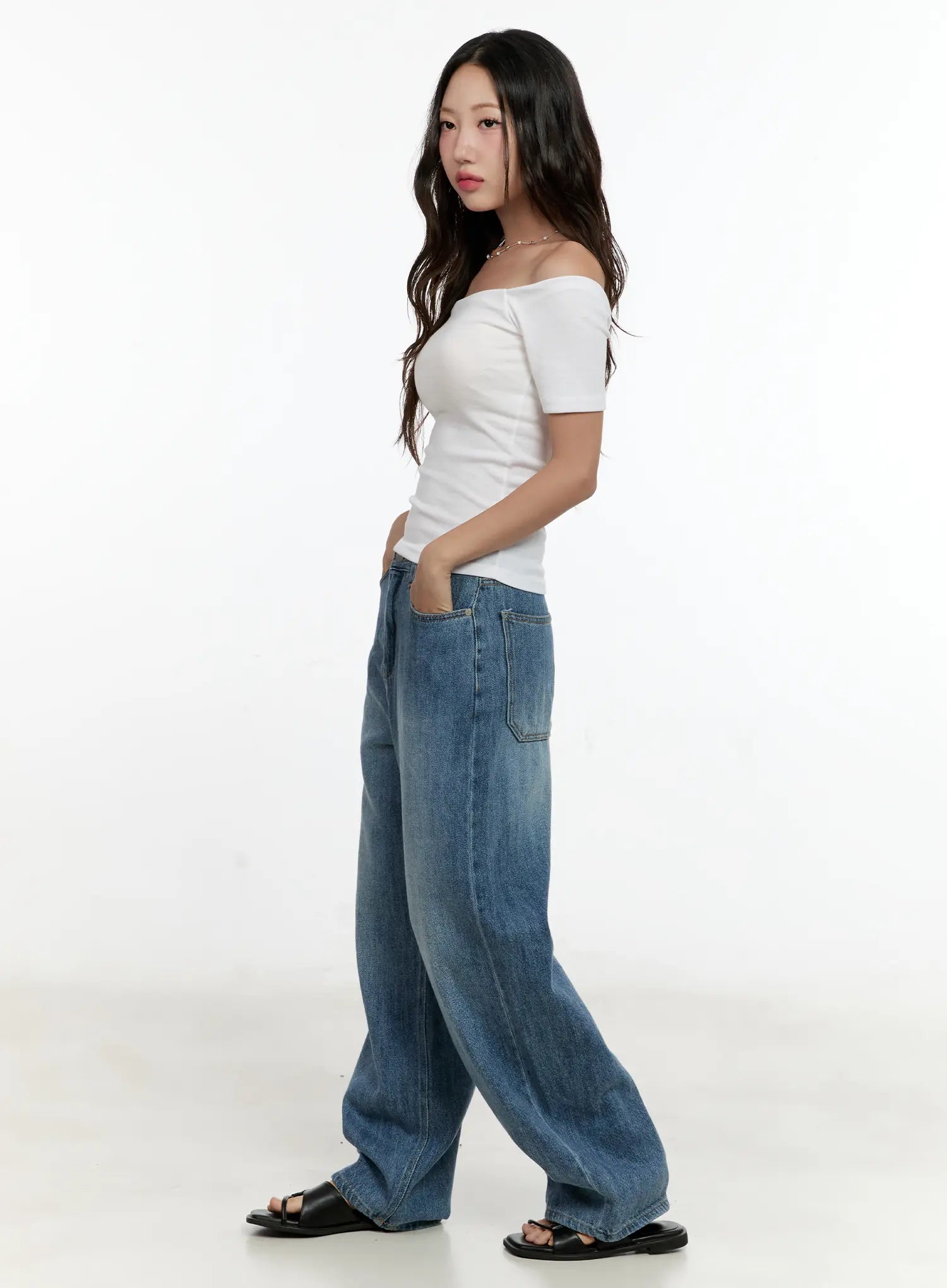 doyeon-washed-wide-leg-denim-jeans-cg501