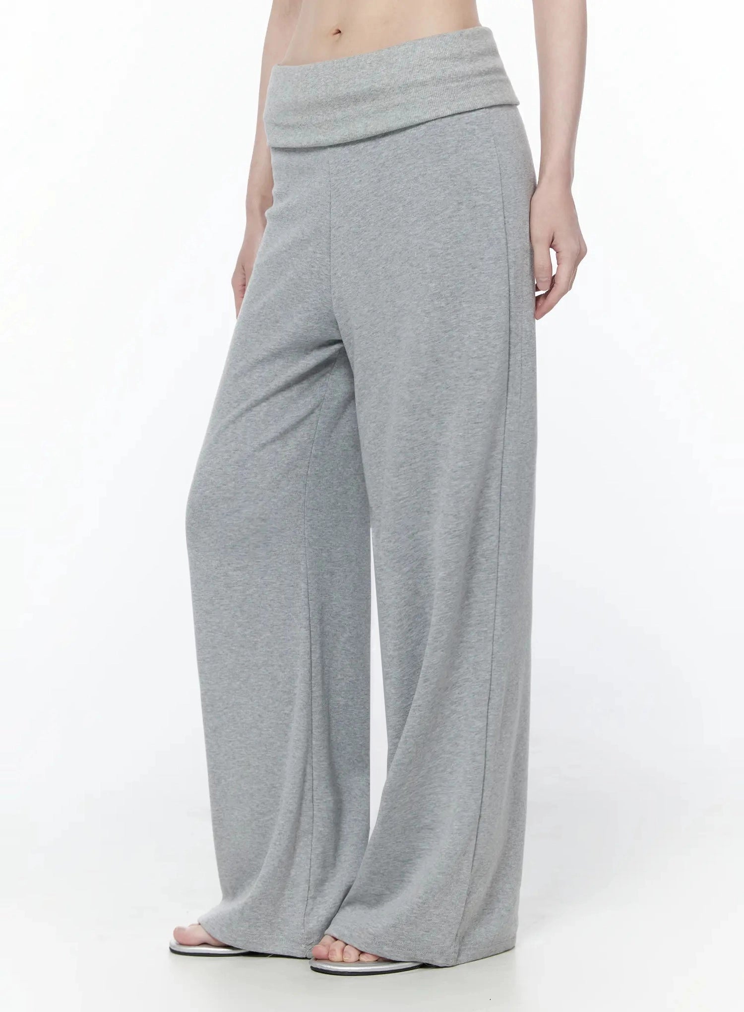 wide-leg-foldover-sweatpants-iu512