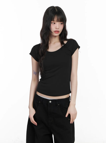 essential-slim-fit-t-shirt-cm526 / Black