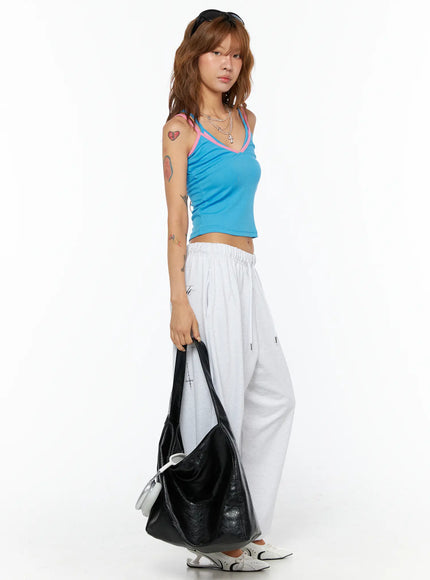color-contrast-v-neck-cami-top-cu518
