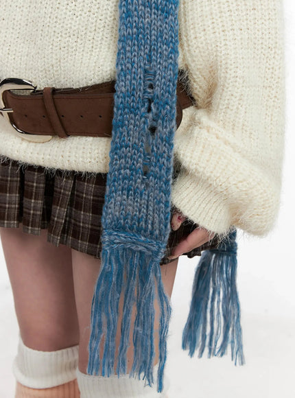 cozy-knit-long-scarf-in514