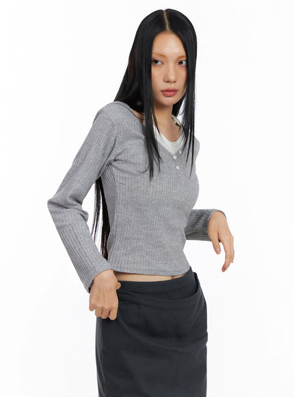 layered-ribbed-halter-top-co517