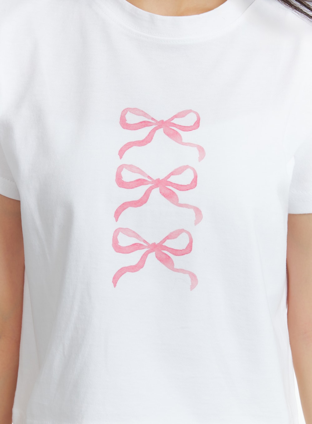 Coquette balletcore ribbon bow | Essential T-Shirt