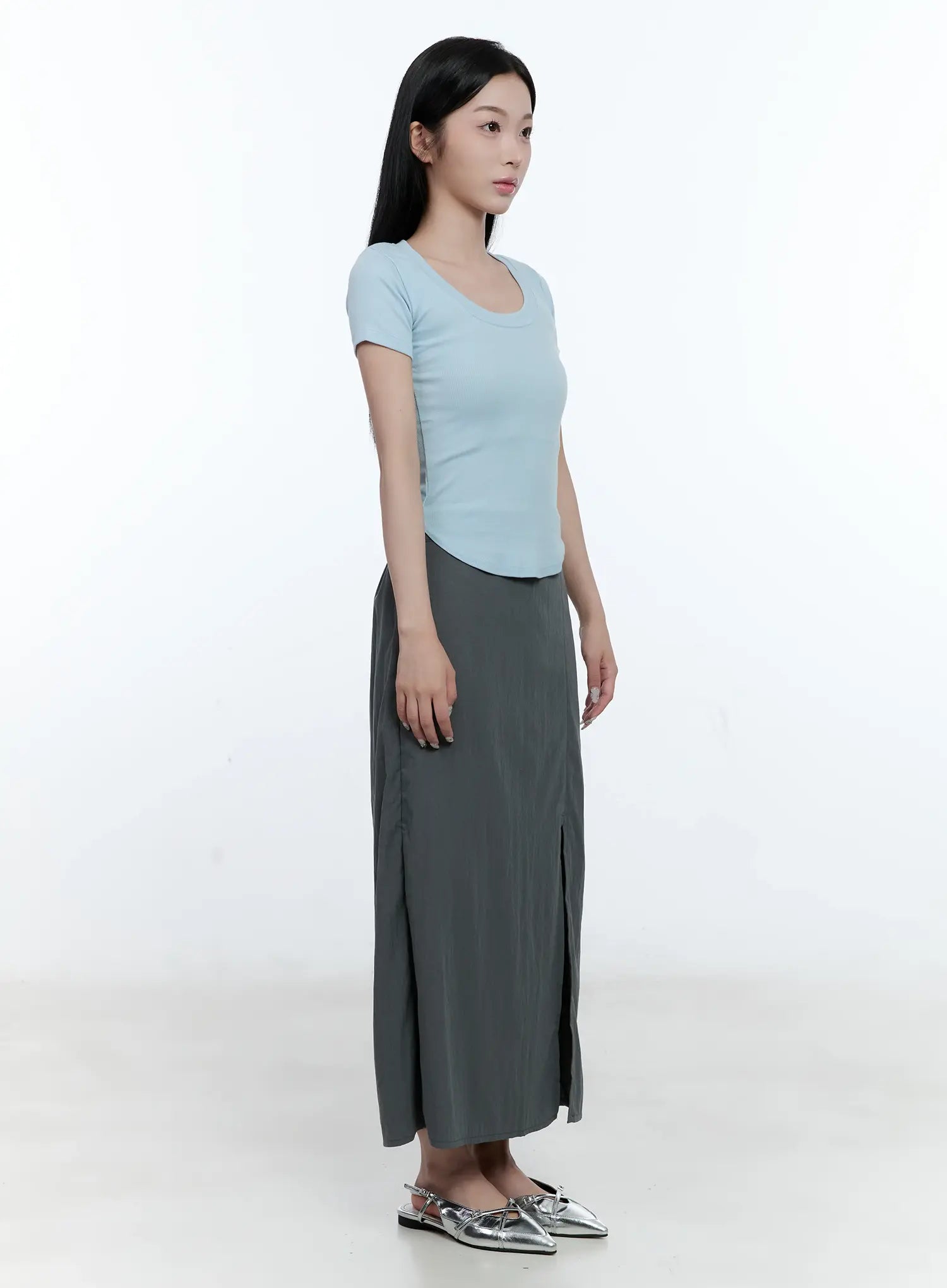 u-neck-slim-fit-tee-cg501