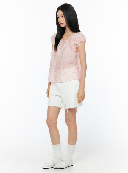 relaxed-fit-cut-out-denim-shorts-iu519
