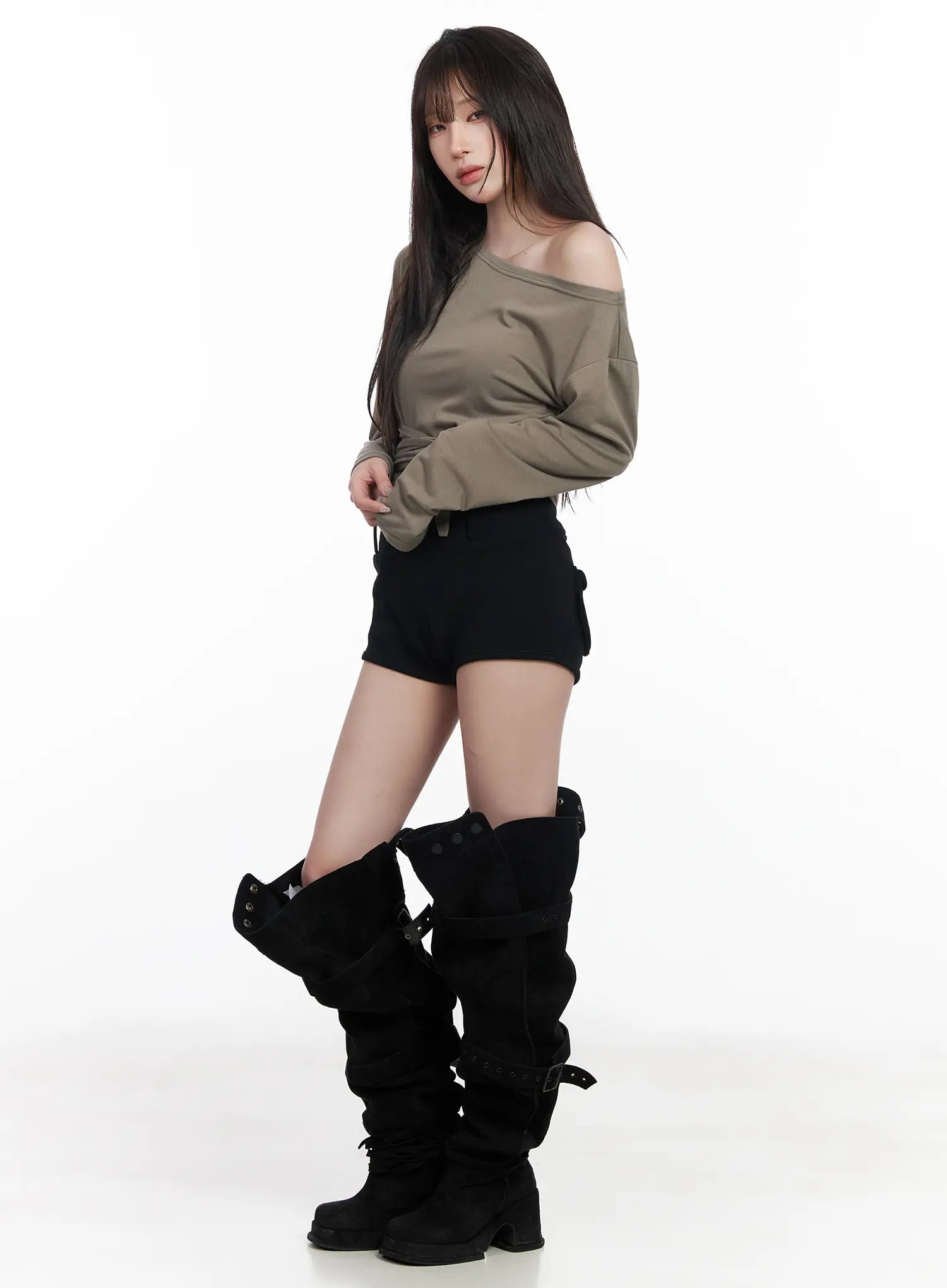 high-waist-flap-pocket-shorts-cf523