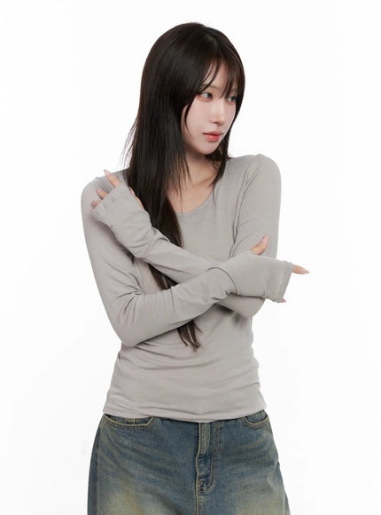 classic-u-neck-long-sleeve-top-co520