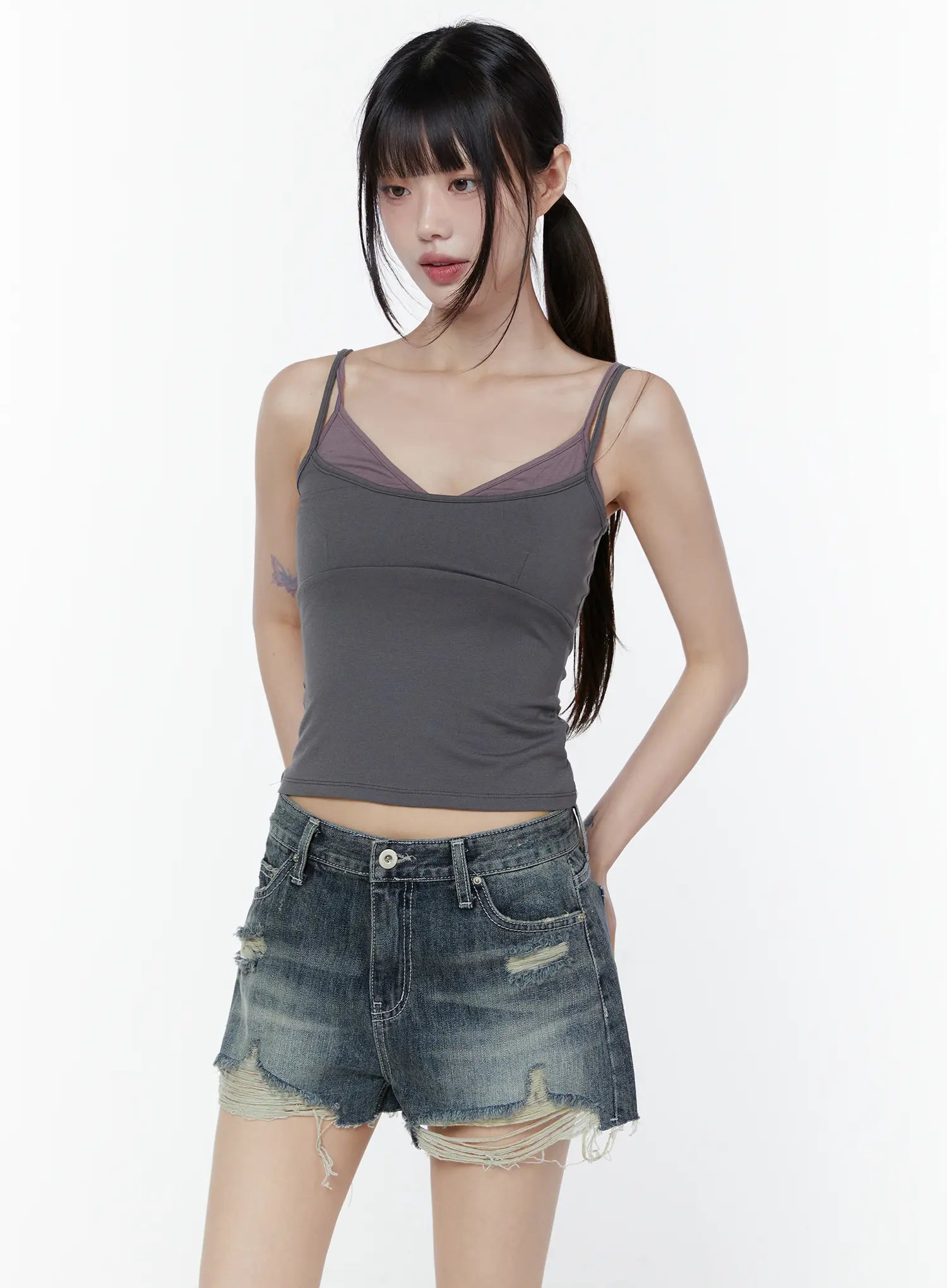 contrast-cropped-sleeveless-top-cu508 / Dark gray