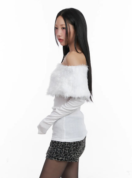 off-shoulder-faux-fur-long-sleeve-top-cd501