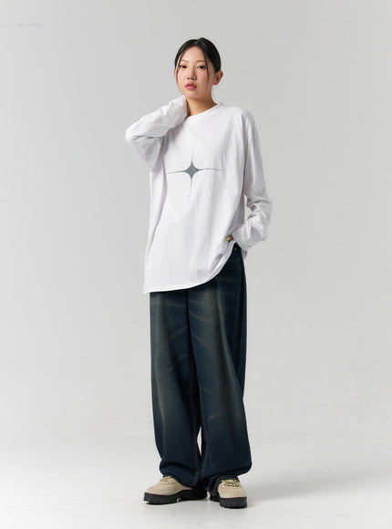 graphic-loose-fit-long-sleeve-tee-cs320