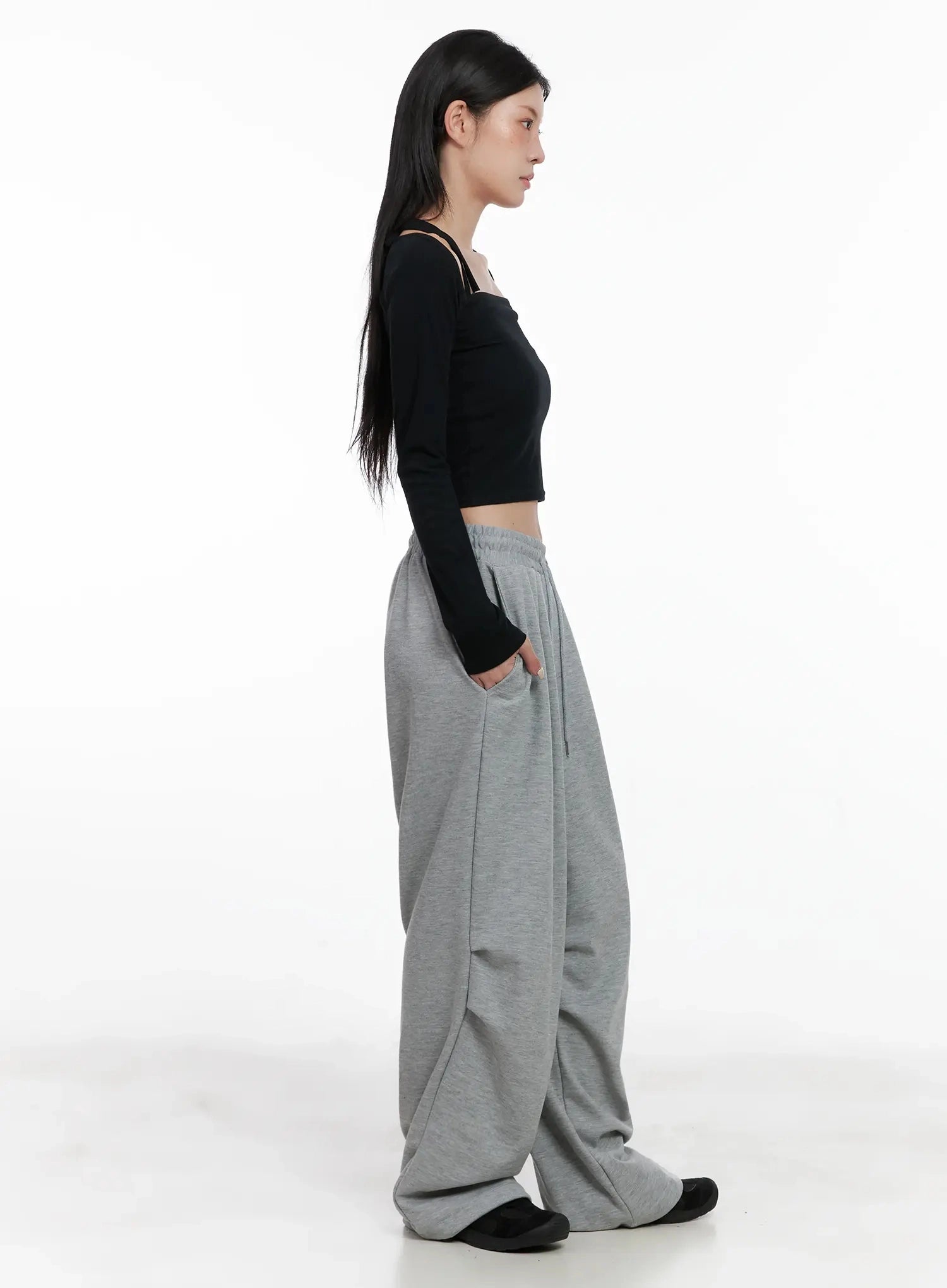 pintuck-wide-leg-sweatpants-is508
