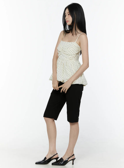 high-waisted-button-capri-pants-iu505