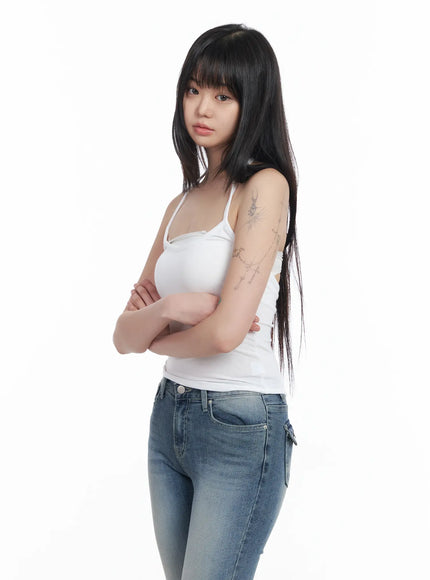 essential-white-halter-top-cm513