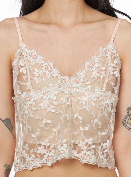 romantic-lace-embroidered-cami-iu509