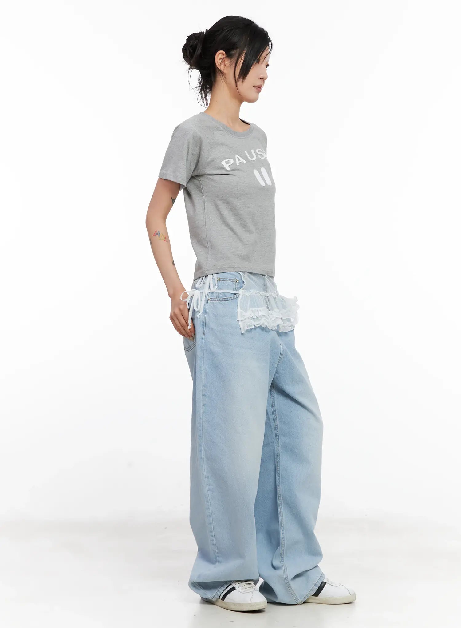 pause-graphic-cropped-tee-cl528