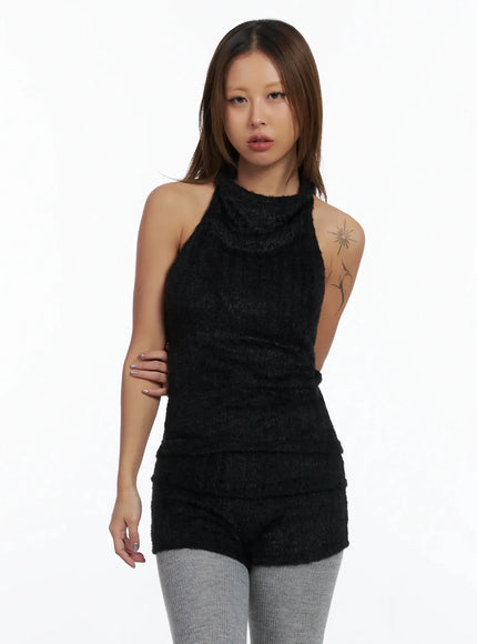 textured-knit-turtleneck-top-in528