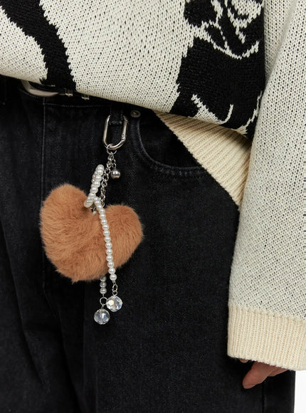 fluffy-heart-ribbon-charm-keychain-io517