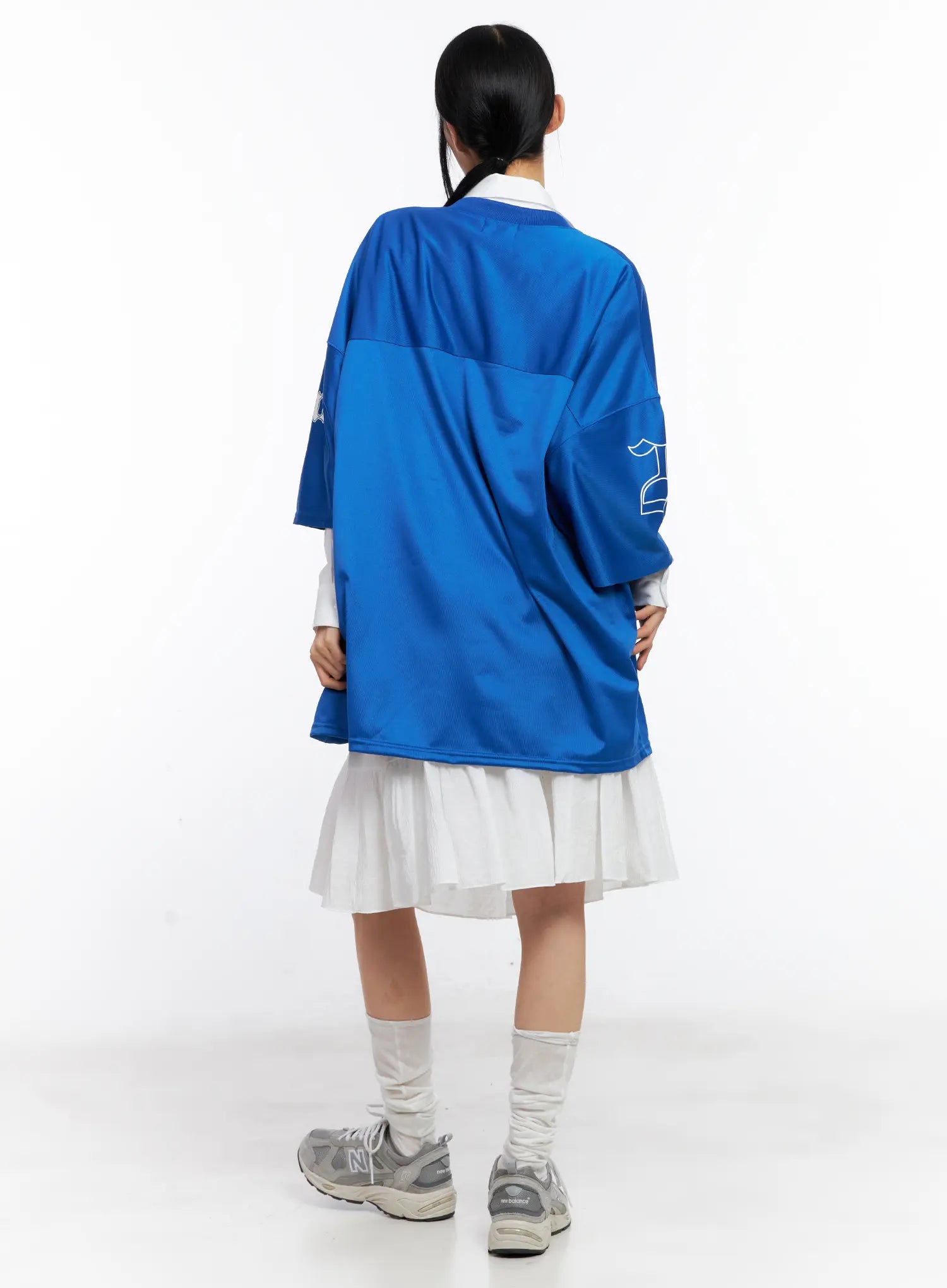 oversized-v-neck-graphic-tee-cl529