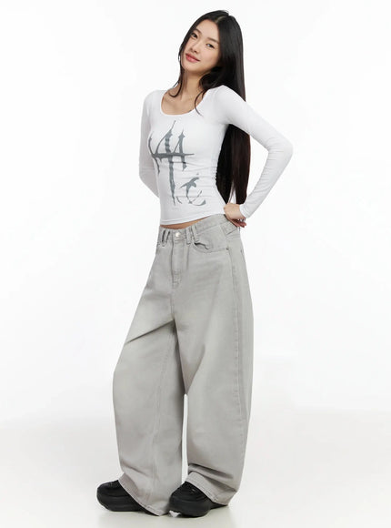 graphic-print-slim-long-sleeve-tee-ia508