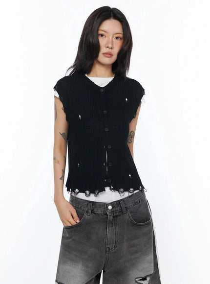 distressed-knit-round-vest-iu509