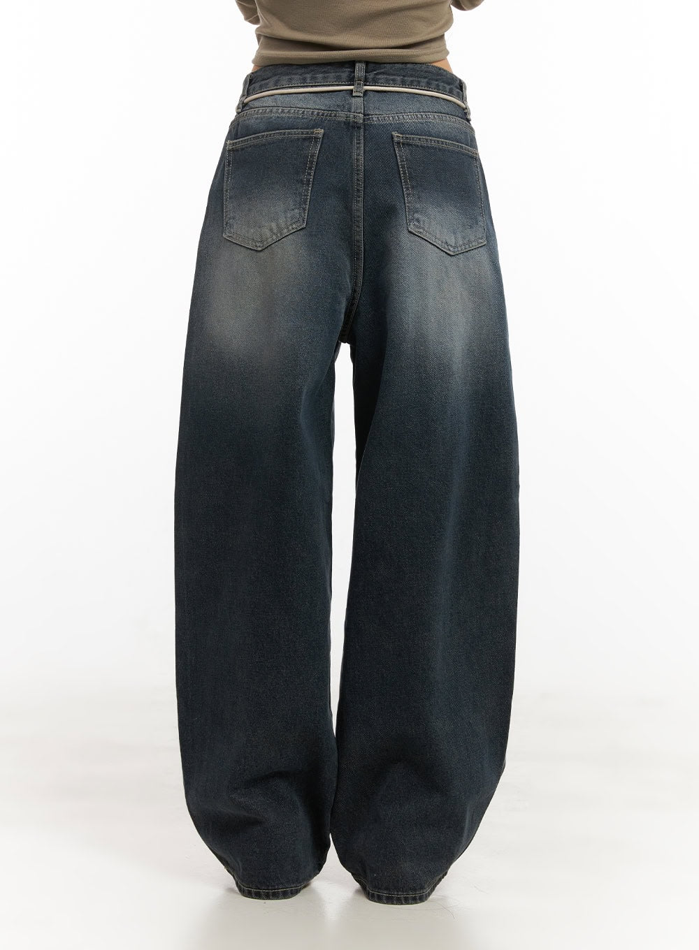 Vivian Washed Cotton Baggy Jeans CD409 in dark blue, back view on model cropped at waist, two back pockets with contrast stitching, wide balloon leg and washed gradient denim.