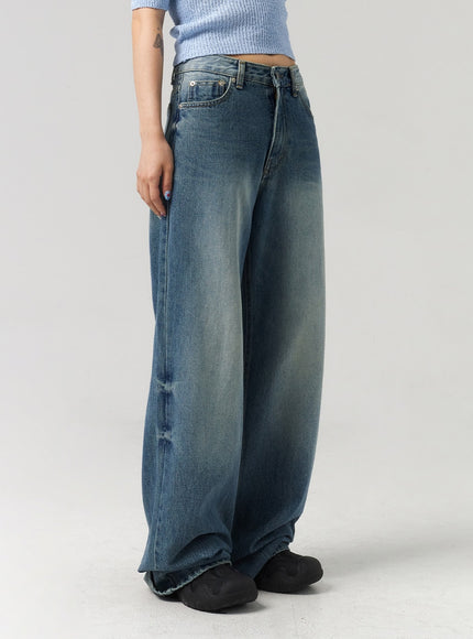 mid-wash-baggy-jeans-cl312