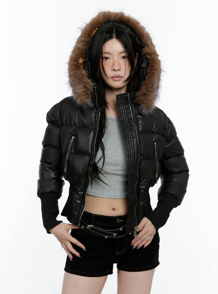 cropped-faux-fur-hood-puffer-jacket-cn517