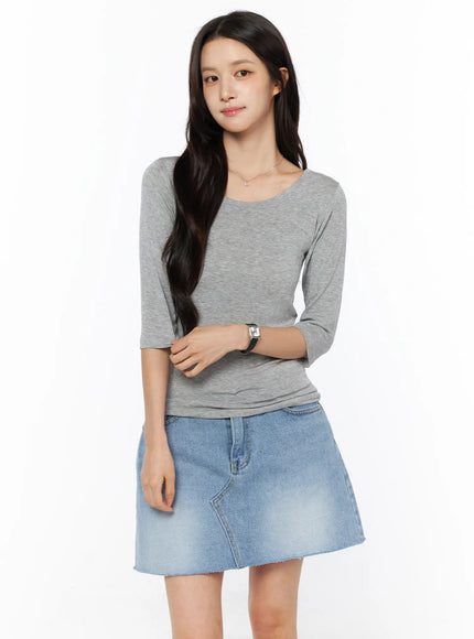 Sheer Three-Quarter Sleeve Top CU522 in Gray, size S/M