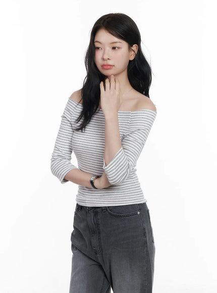 striped-off-shoulder-3-4-sleeve-top-ca510 / Gray