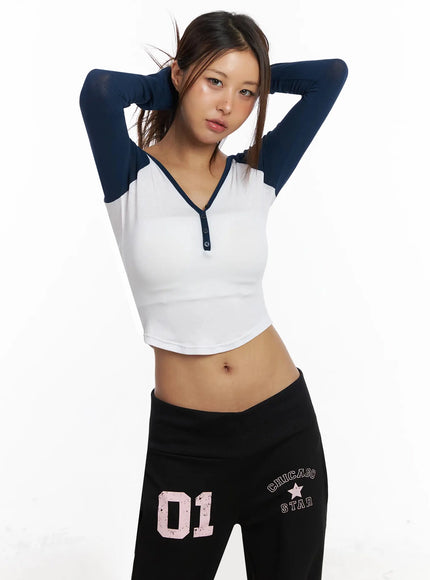 raglan-hooded-slim-crop-top-iy504