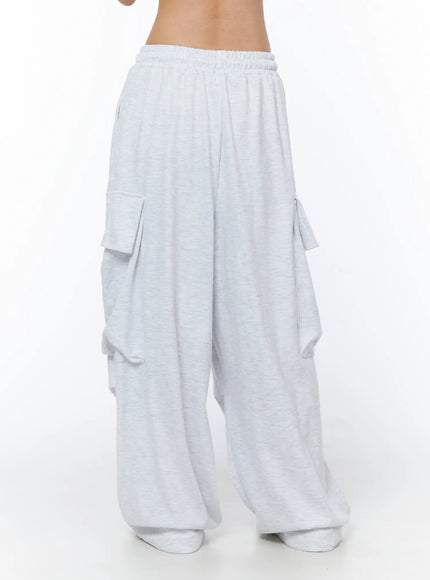 wide-leg-cargo-sweatpants-cy527