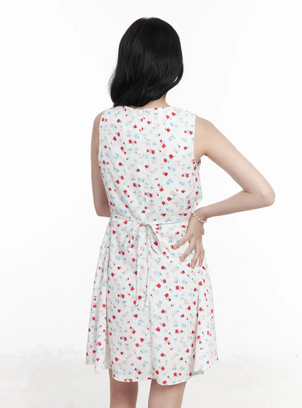 patterned-v-neck-sleeveless-mini-dress-ca509