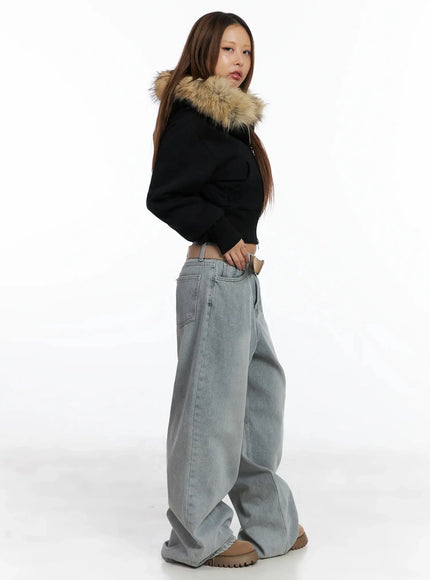 faux-fur-cropped-zip-up-hoodie-in528