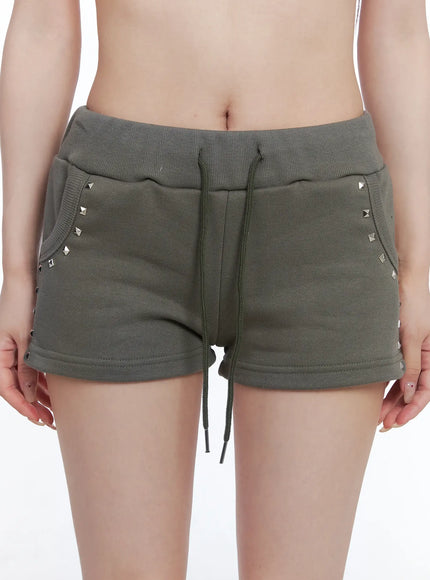 comfort-fit-studded-shorts-cs501