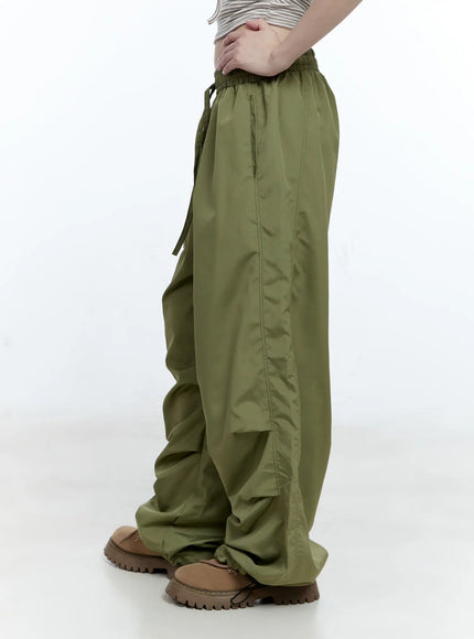 wide-leg-nylon-pintuck-pants-cg507